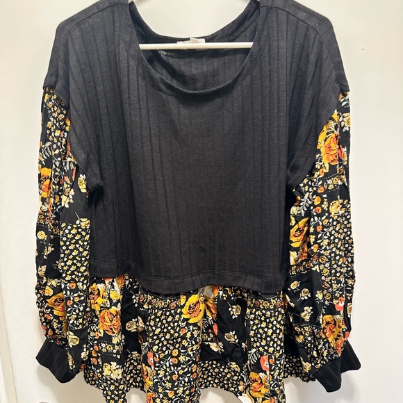 Maurices Tops - Maurices Black and Yellow Floral Blouse NWOT